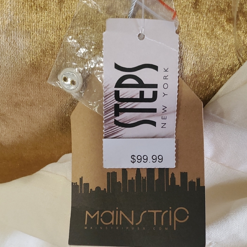 Main Strip Elegant Cream Dress   Size M - Picture 13 of 13